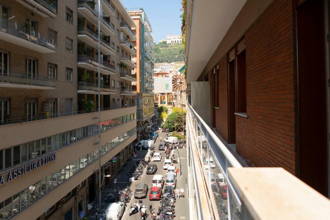 Dimora Toledo Apartment Napoli Bagian luar foto