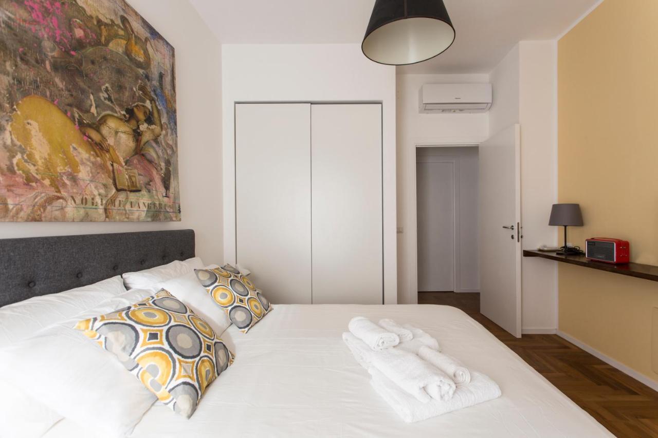 Dimora Toledo Apartment Napoli Bagian luar foto